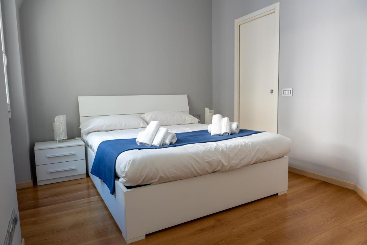 5 Min Duomo Luxury Home In Brera Design District Milan Exterior photo